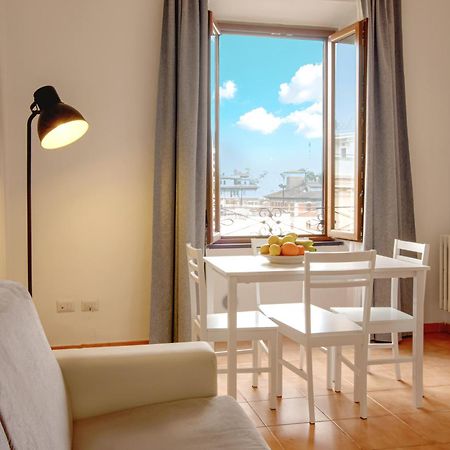 Magikrooms Colonna Рим Экстерьер фото