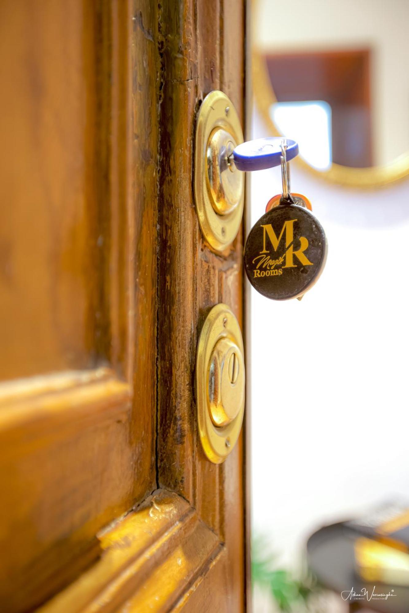 Magikrooms Colonna Рим Экстерьер фото