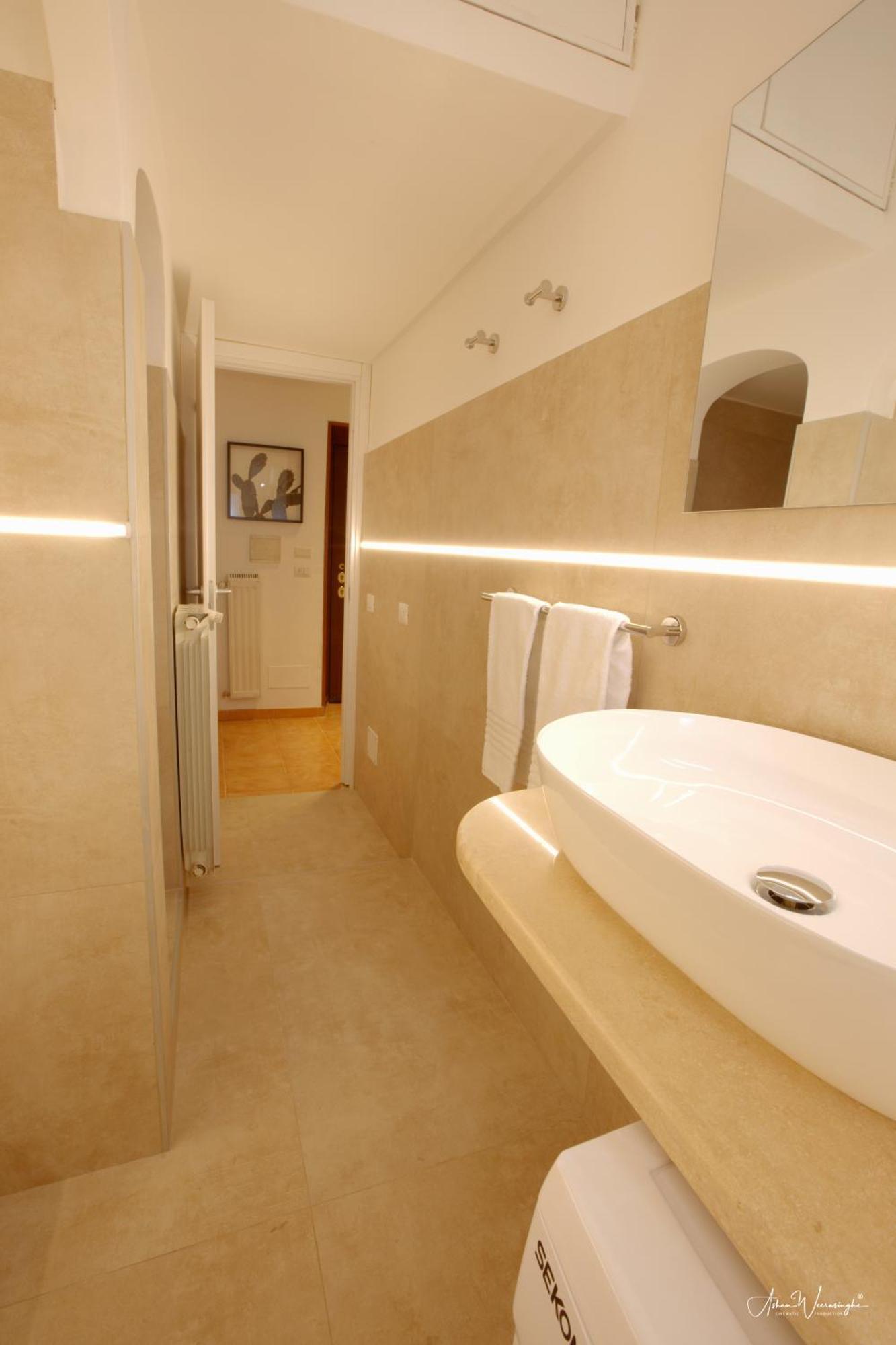 Magikrooms Colonna Рим Экстерьер фото