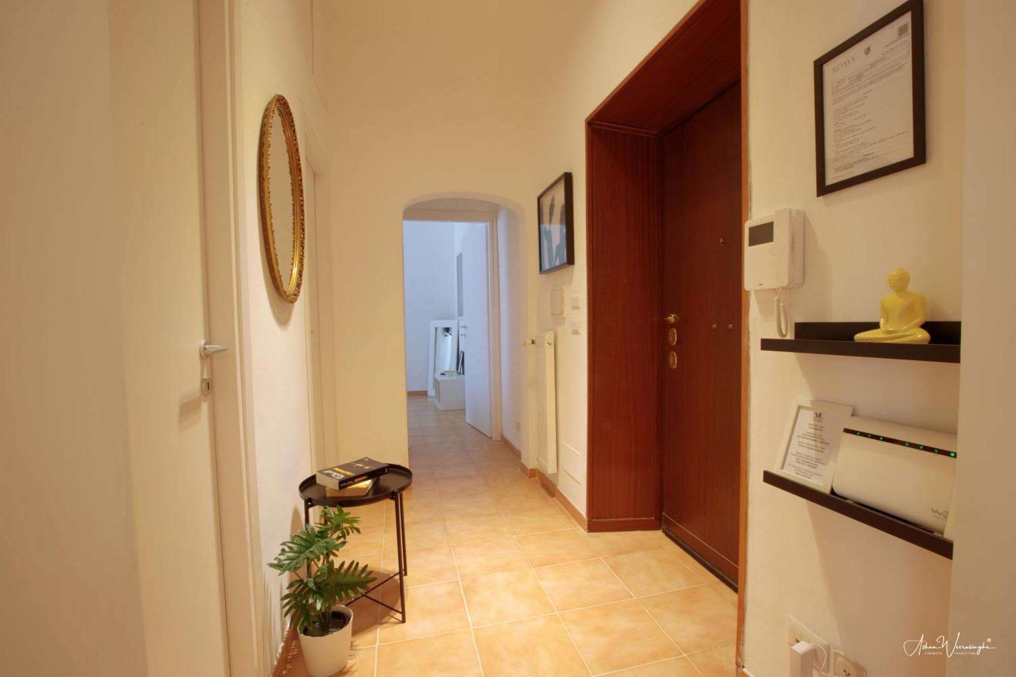 Magikrooms Colonna Рим Экстерьер фото