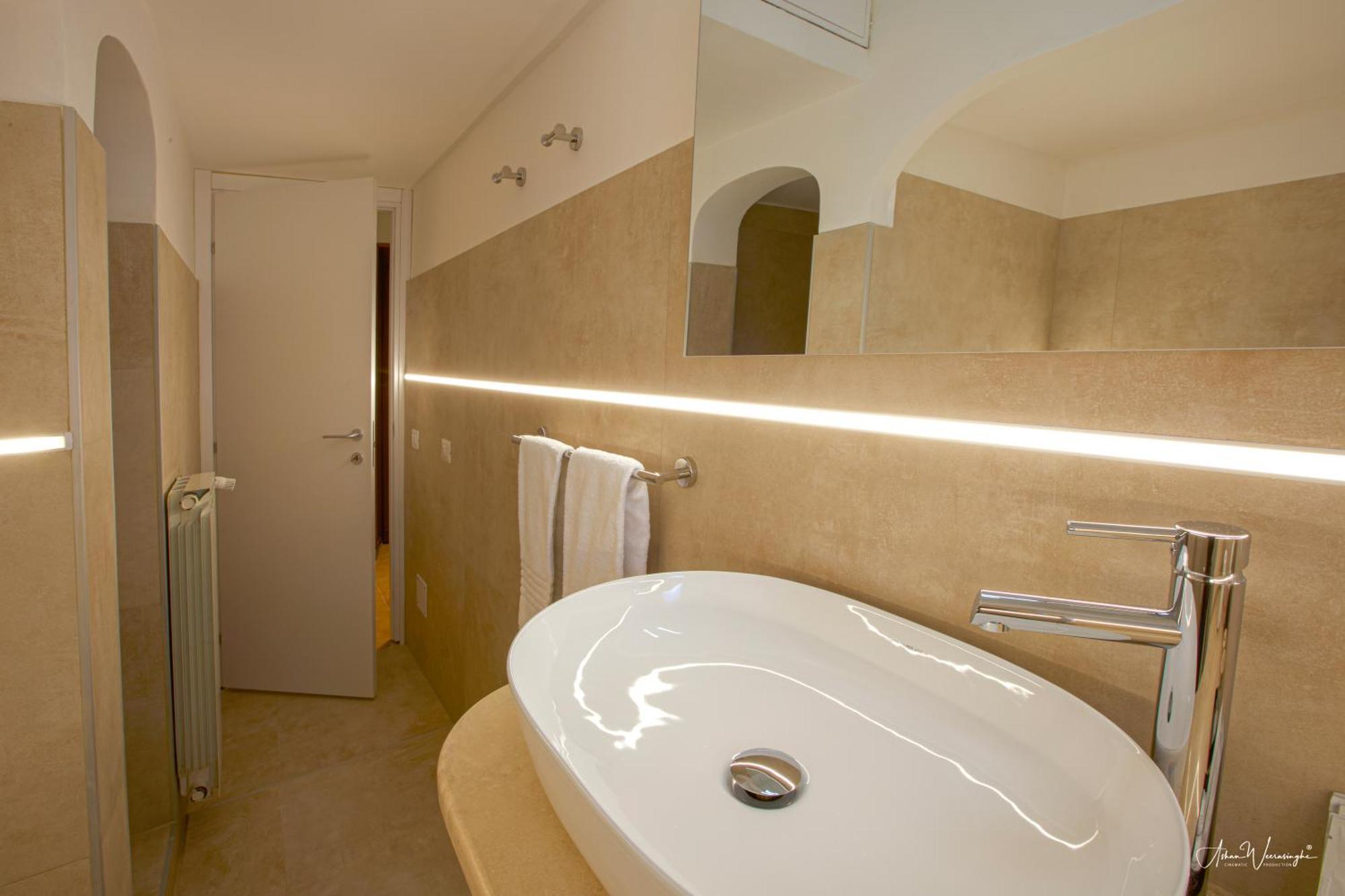 Magikrooms Colonna Рим Экстерьер фото